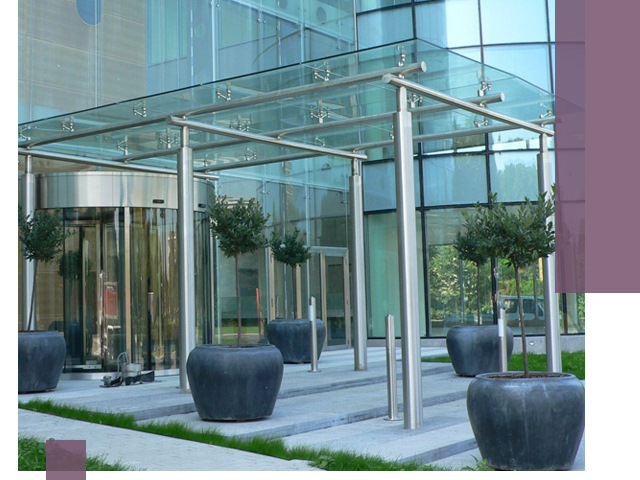 Навесы из стекла на заказ в Шуе — монтаж и установка